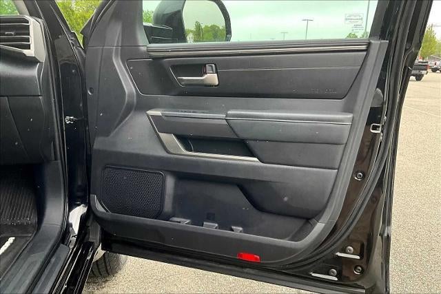 2022 Toyota Tundra 4WD 4WD SR5 CrewMax 5.5' Bed (SE)