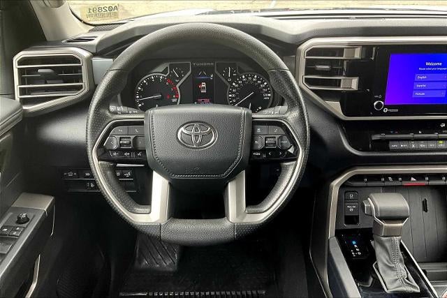 2022 Toyota Tundra 4WD 4WD SR5 CrewMax 5.5' Bed (SE)