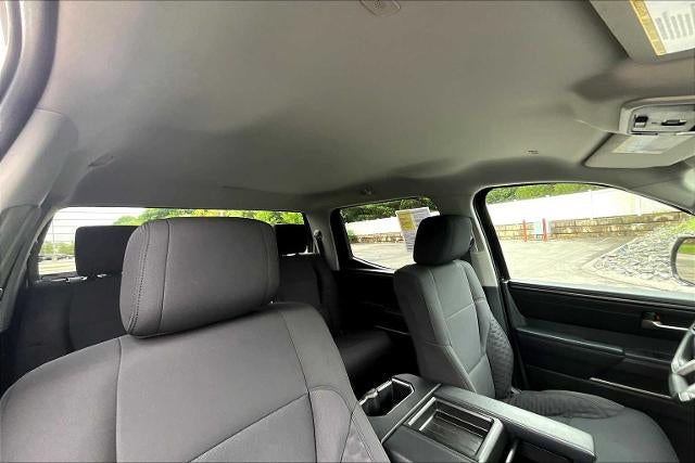 2022 Toyota Tundra 4WD 4WD SR5 CrewMax 5.5' Bed (SE)