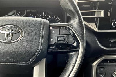 2022 Toyota Tundra 4WD 4WD SR5 CrewMax 5.5' Bed (SE)