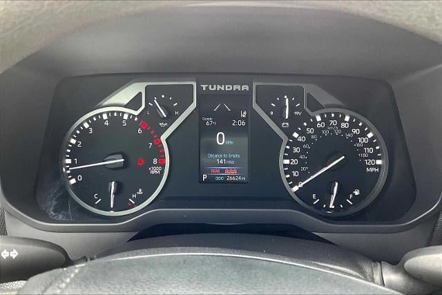 2022 Toyota Tundra 4WD 4WD SR5 CrewMax 5.5' Bed (SE)