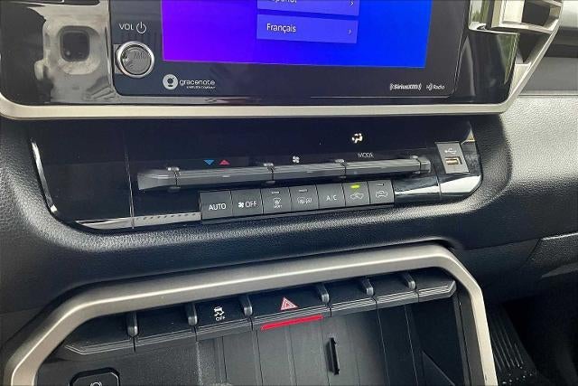 2022 Toyota Tundra 4WD 4WD SR5 CrewMax 5.5' Bed (SE)