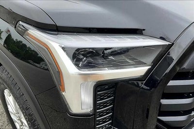 2022 Toyota Tundra 4WD 4WD SR5 CrewMax 5.5' Bed (SE)