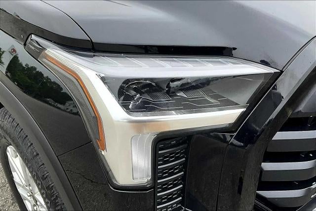 2022 Toyota Tundra 4WD 4WD SR5 CrewMax 5.5' Bed (SE)