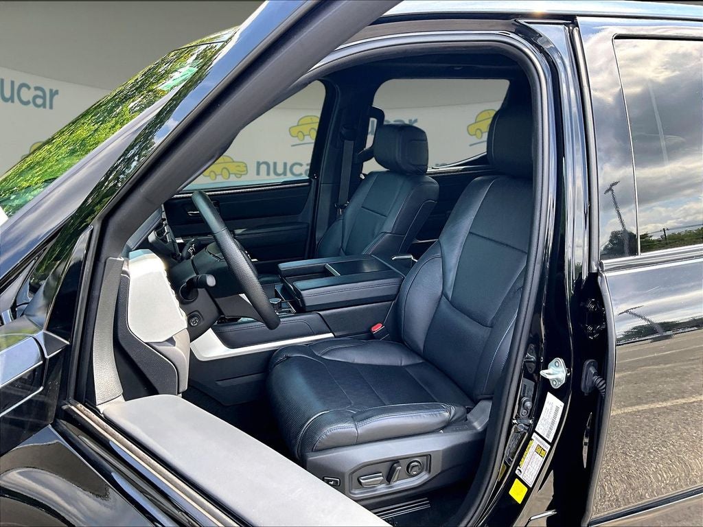 2023 Toyota Tundra Hybrid Platinum