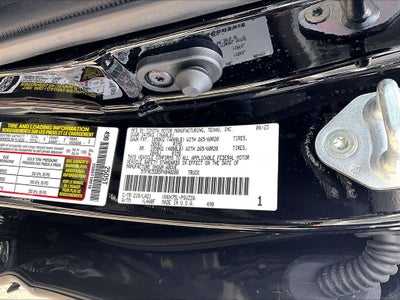 2023 Toyota Tundra Hybrid Platinum