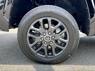 2023 Toyota Tundra Hybrid Platinum