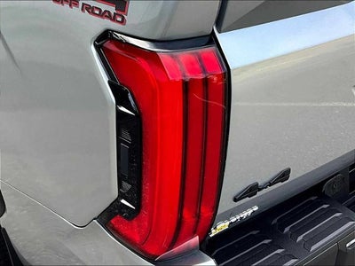 2024 Toyota Tundra 4WD 4WD Limited CrewMax 5.5' Bed (Natl)