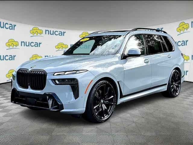 2023 BMW X7 xDrive40i Sports Activity Vehicle