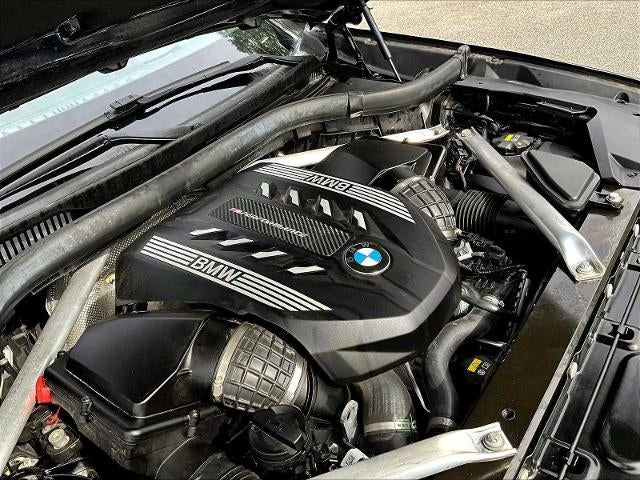 2021 BMW X6 M50i Sports Activity Coupe