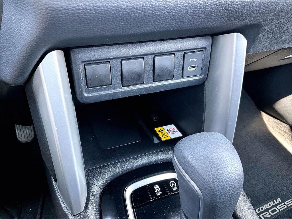 2023 Toyota Corolla Cross LE