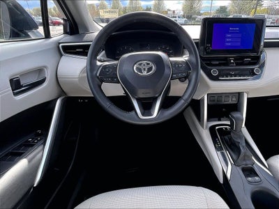 2024 Toyota Corolla Cross LE