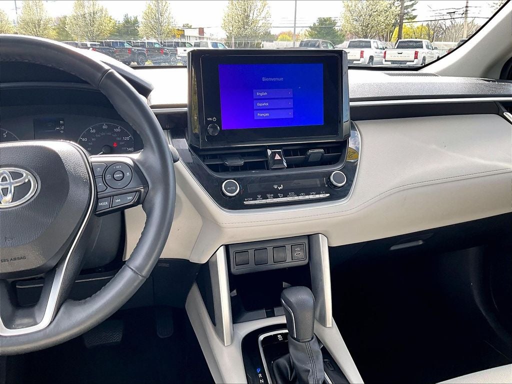 2024 Toyota Corolla Cross LE