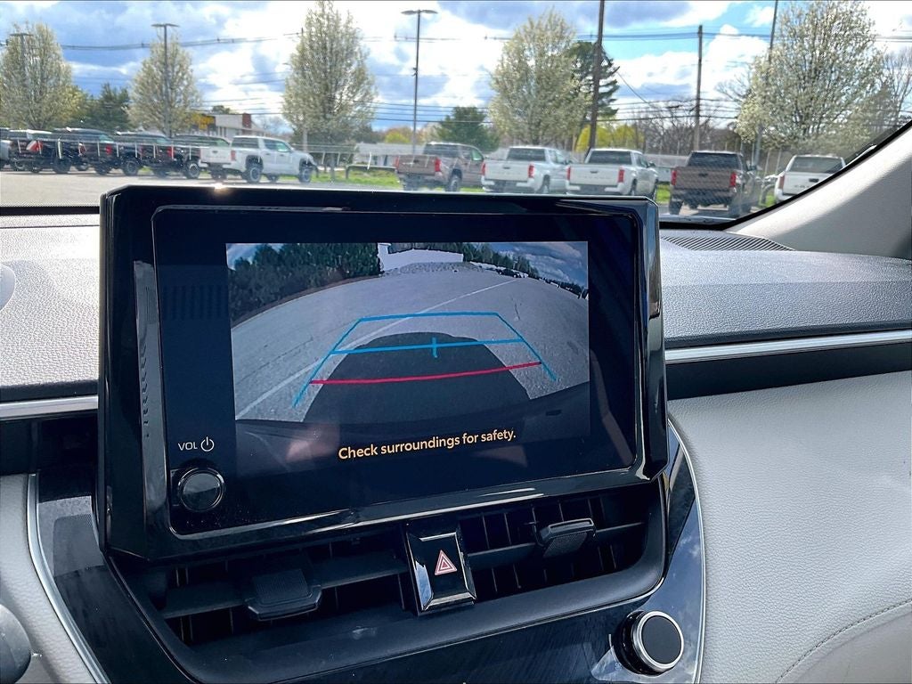 2024 Toyota Corolla Cross LE