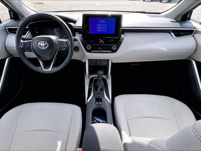 2024 Toyota Corolla Cross LE