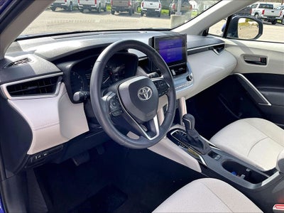 2024 Toyota Corolla Cross LE