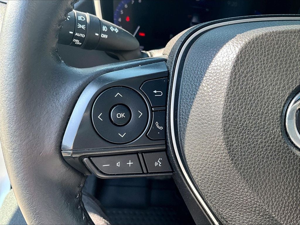 2022 Toyota Corolla Cross XLE