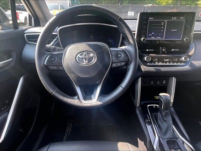 2022 Toyota Corolla Cross XLE