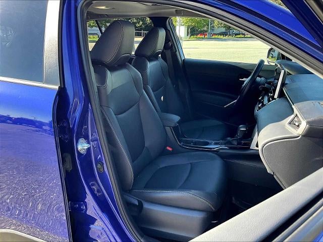 2023 Toyota Corolla Cross XLE 4WD (Natl)