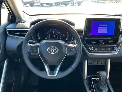 2023 Toyota Corolla Cross XLE 4WD (Natl)