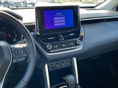 2023 Toyota Corolla Cross XLE 4WD (Natl)