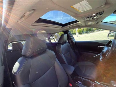 2023 Toyota Corolla Cross XLE 4WD (Natl)