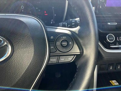 2023 Toyota Corolla Cross XLE 4WD (Natl)