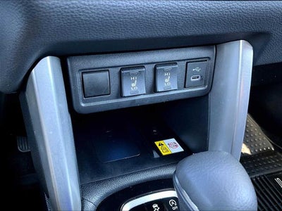 2023 Toyota Corolla Cross XLE 4WD (Natl)