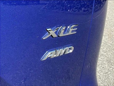 2023 Toyota Corolla Cross XLE 4WD (Natl)