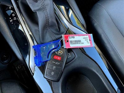 2023 Toyota Corolla Cross XLE 4WD (Natl)