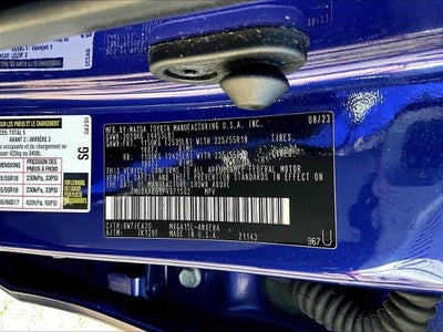 2023 Toyota Corolla Cross XLE 4WD (Natl)