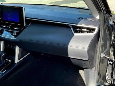 2025 Toyota Corolla Cross XLE 2WD (Natl)