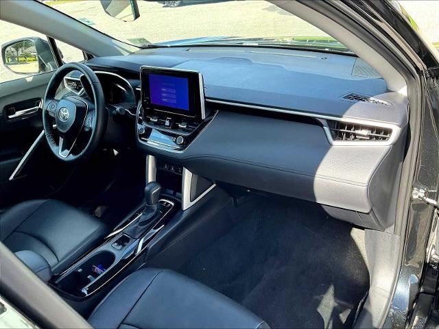 2025 Toyota Corolla Cross XLE 2WD (Natl)
