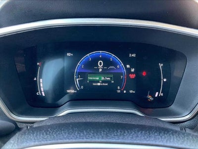 2025 Toyota Corolla Cross XLE 2WD (Natl)