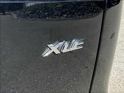 2025 Toyota Corolla Cross XLE 2WD (Natl)