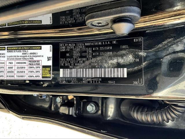 2025 Toyota Corolla Cross XLE 2WD (Natl)