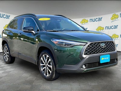 2025 Toyota Corolla Cross XLE