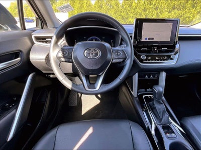 2025 Toyota Corolla Cross XLE