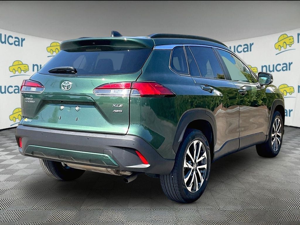 2025 Toyota Corolla Cross XLE