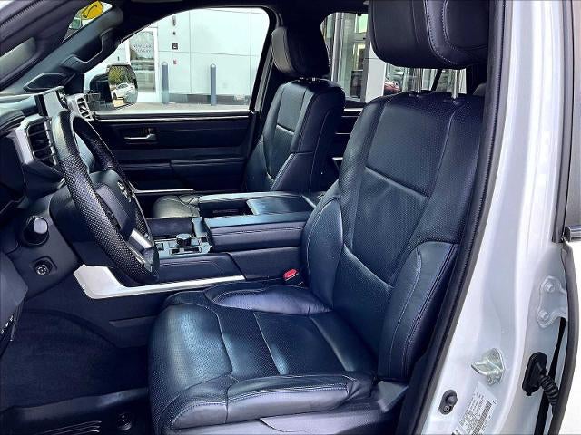 2024 Toyota Sequoia Platinum 4WD (Natl)