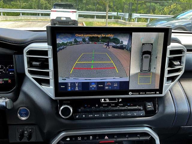 2024 Toyota Sequoia Platinum 4WD (Natl)