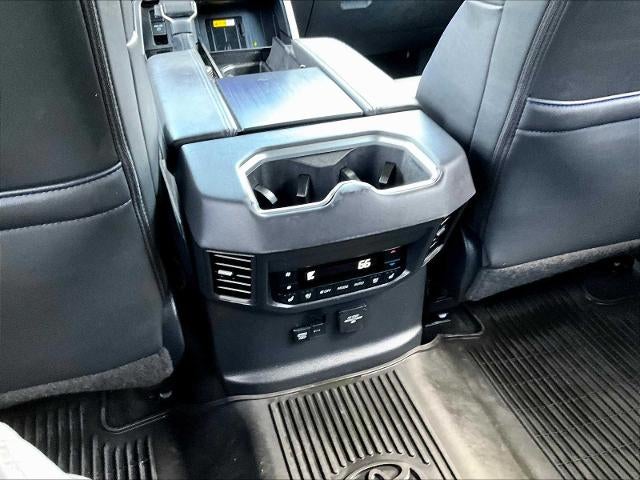 2024 Toyota Sequoia Platinum 4WD (Natl)