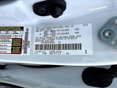 2024 Toyota Sequoia Platinum 4WD (Natl)