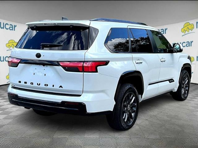 2024 Toyota Sequoia Platinum 4WD (Natl)