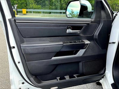 2024 Toyota Sequoia Platinum 4WD (Natl)