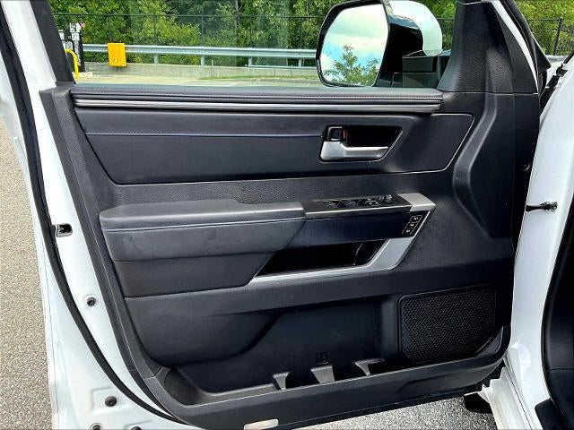 2024 Toyota Sequoia Platinum 4WD (Natl)