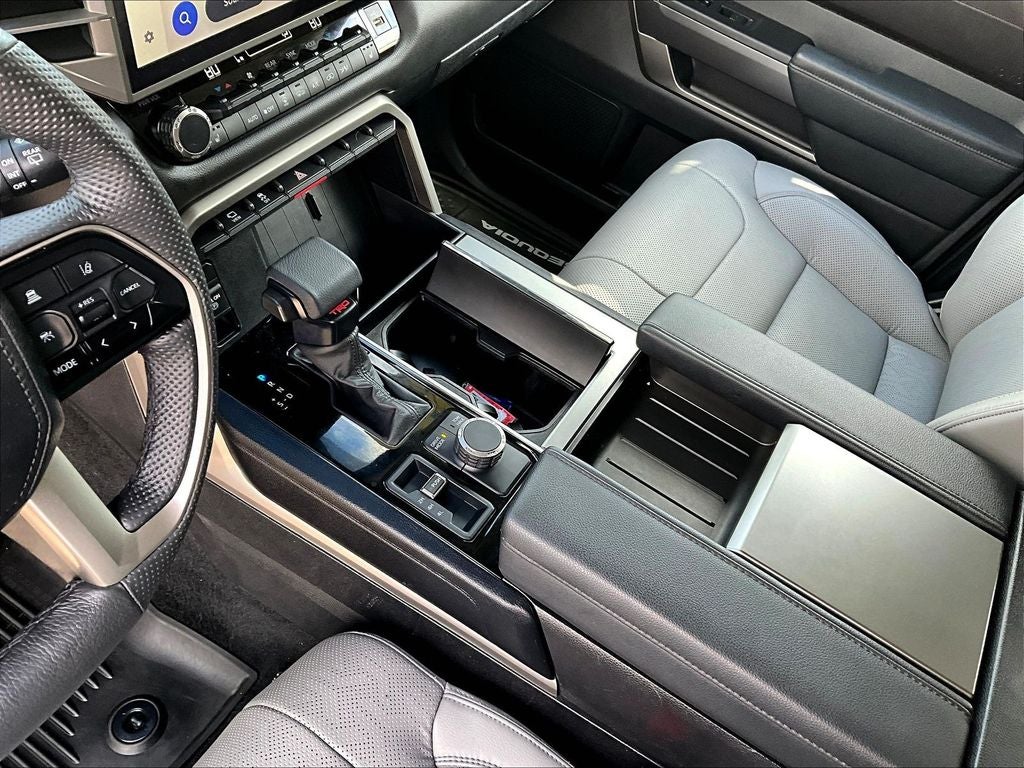 2024 Toyota Sequoia SR5