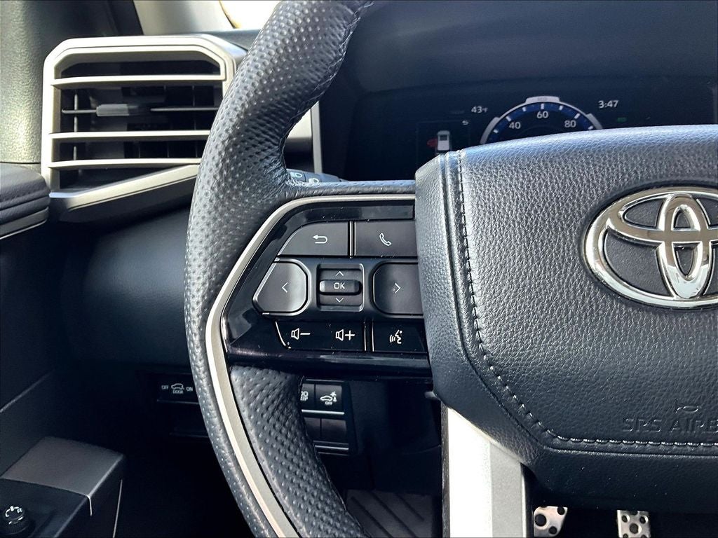 2024 Toyota Sequoia SR5