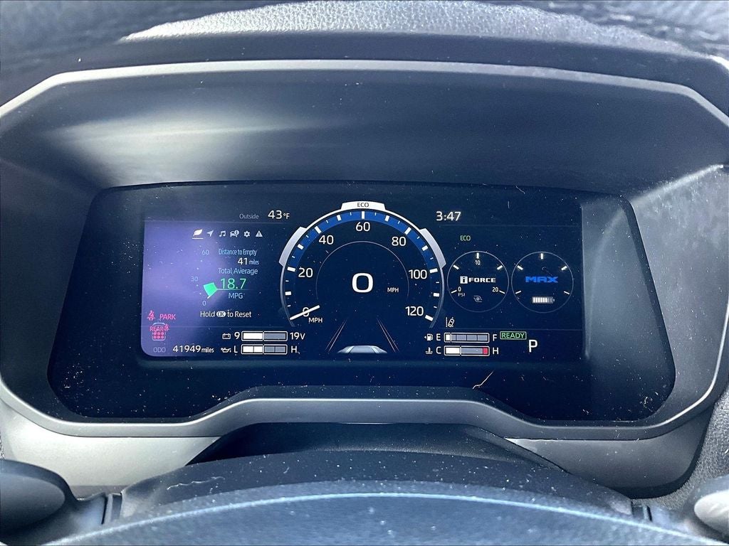 2024 Toyota Sequoia SR5