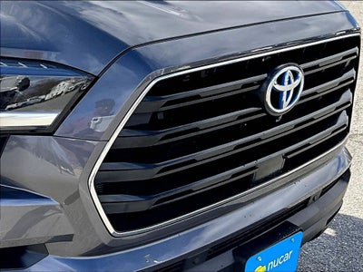 2024 Toyota Sequoia SR5